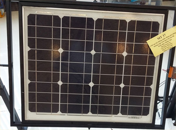 Disigning dynamic solar cell system towards celestial globe equatorial coordinate system